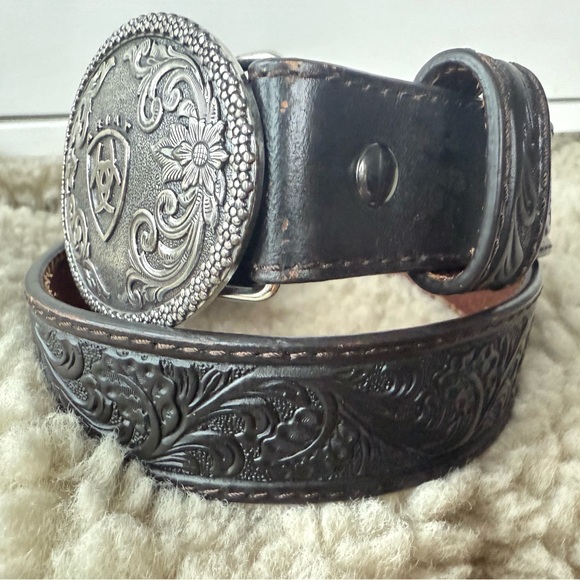 Ariat Boy's Tooled Western Belt with Removable Buckle size 24 30in black leather - Picture 16 of 17